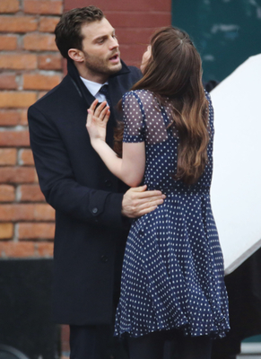 FFN_JKing_FiftyShadesDarker_030116_51984925.jpg