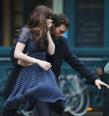 FFN_JKing_FiftyShadesDarker_030116_51984934.jpg