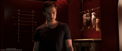 Red_Room_-_Part_3_2820329.jpg