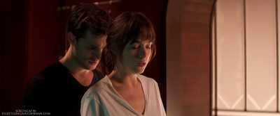 Red_Room_-_Part_3_282429.jpg