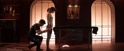 Red_Room_-_Part_3_283829.jpg