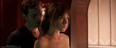 Red_Room_-_Part_3_284629.jpg