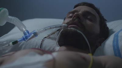 S03E02_282229.jpg