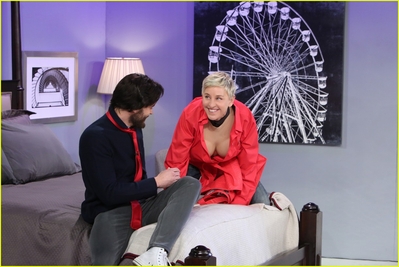 jamie-dornan-ellen-show-appearance-07.jpg