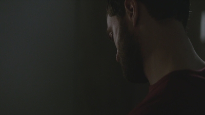 thefall_s03e06_2861729.jpg