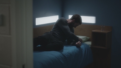 THEFALL_03x04_2825329~0.jpg