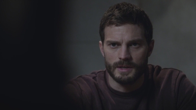 THEFALL_S03E06_281529.jpg