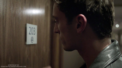 The_Fall_-_SE01EP02_-_Darkness_Visible_mkv0393.jpg