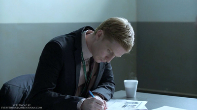 The_Fall_-_SE01EP02_-_Darkness_Visible_mkv1056.jpg
