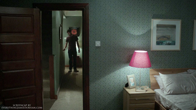 The_Fall_-_SE01EP05_-_The_Vast_Abyss_mkv3207.jpg