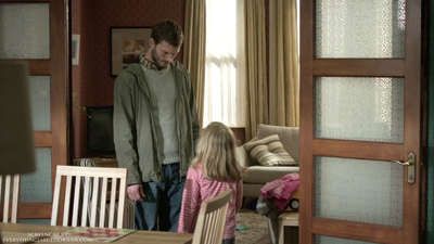 The_Fall_-_SE01EP05_-_The_Vast_Abyss_mkv5105.jpg