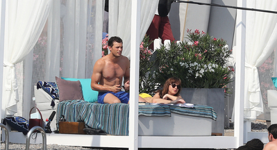 fiftyshadesfreed07122016_282329.jpg