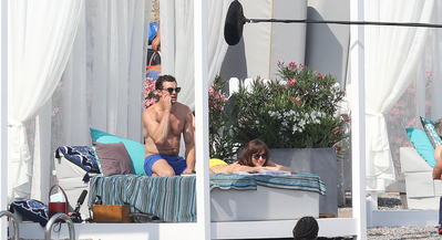 fiftyshadesfreed07122016_282829.jpg