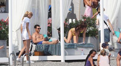 fiftyshadesfreed07122016_287329.jpg