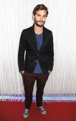 gallery_showbiz-jamie-dornan.jpg