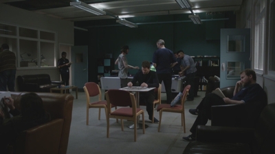 thefall_03x05_2817829.jpg