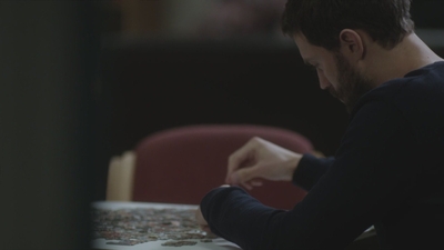 thefall_03x05_2817929.jpg