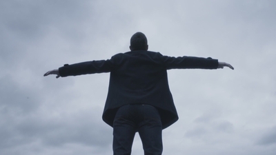 thefall_03x05_283729.jpg
