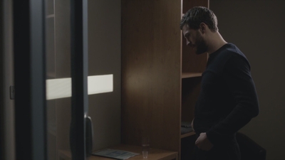 thefall_03x05_286329.jpg