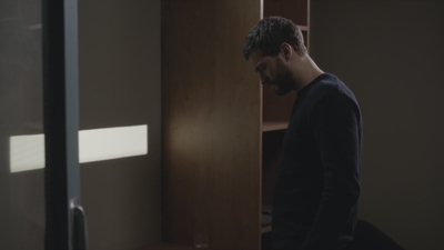 thefall_03x05_286429.jpg