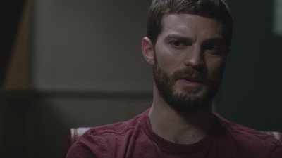 thefall_s03e06_2841129.jpg