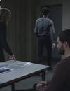 THEFALL_S03E06_2825429.jpg