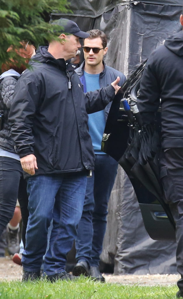 52035424 'Fifty Shades of Grey' cast on the set of the new film in Vancouver, Canada on April 26, 2016.  Melanie, Dakota's mom stopped by to see her while she was getting ready. FameFlynet, Inc - Beverly Hills, CA, USA - +1 (310) 505-9876